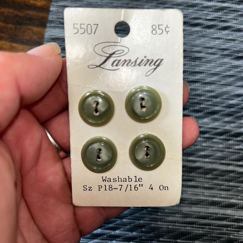 Vintage Lansing Sage Green Buttons 7/16 Inch Size‎ P18 Set of 4 Washable 5507